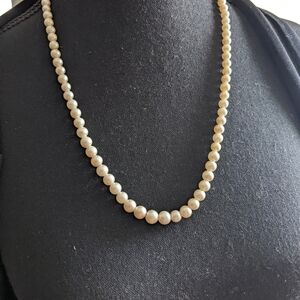 Vintage Pearl? 14k GF Clasp Graduated Pearl Necklace Classic
